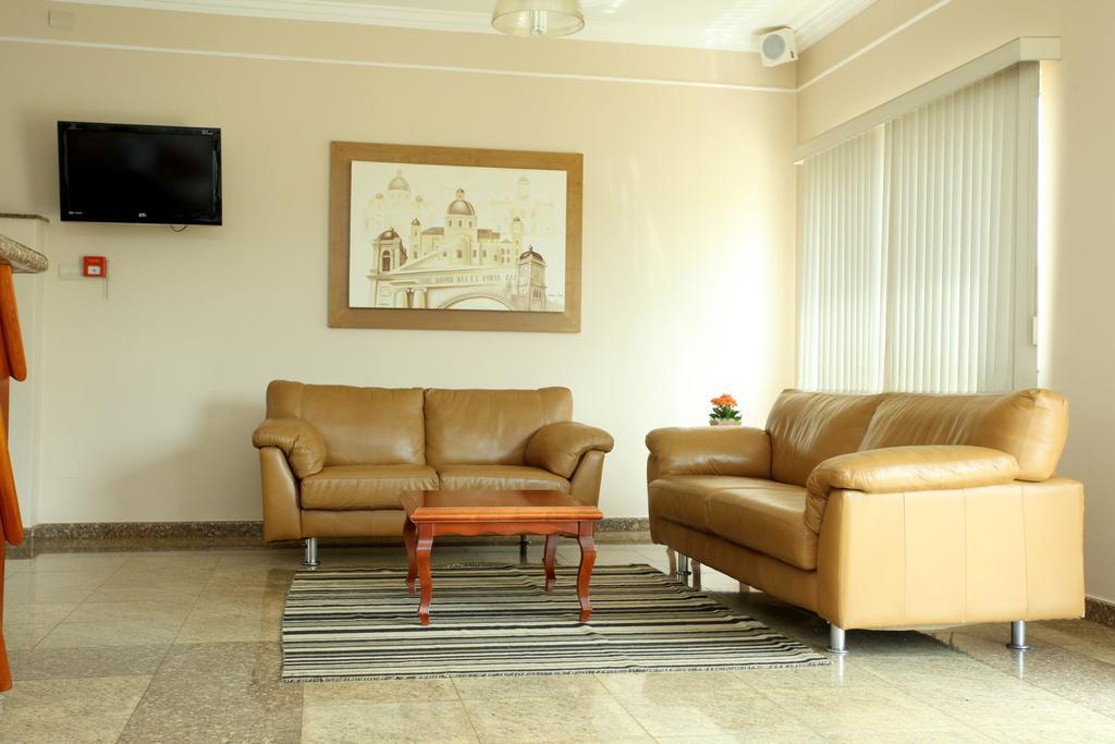 Candeias Hotel Batatais Esterno foto